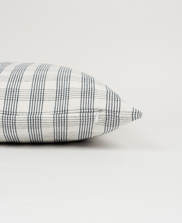 Studio Feder - kussen "Creme Grid"