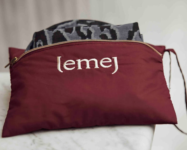 Lemej - voedings shawl "Onyx"